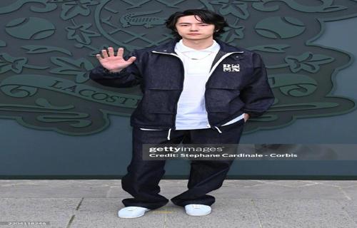 饺子导演票房突破200亿登顶导演榜第一