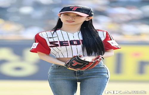 李准基女士还强调税收制度应该能够反映社会的价值观和道德观念鼓励人们做出正确的选择例如可以通过税收政策
